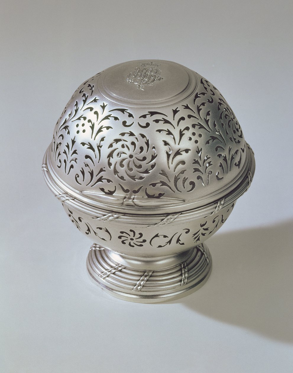 Krabička na mýdlo, část sady s džbánem a umyvadlem, od Francise Riela, Paříž, 1771 od Unbekannt Unbekannt