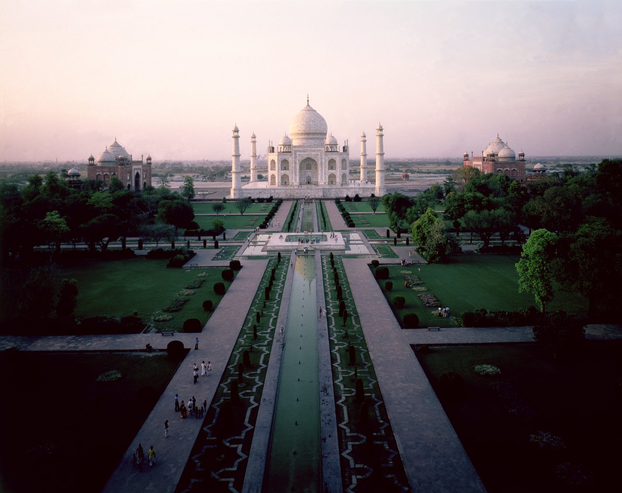 Taj Mahal navrhl Ustad Ahmad Lahori od Unbekannt Unbekannt