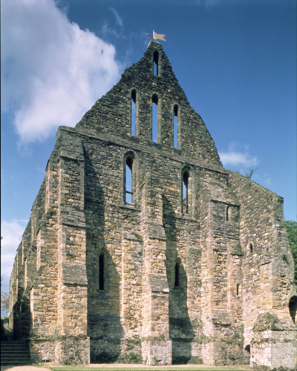 Pohled na ruiny koleje mnichů (dorter) Battle Abbey, East Sussex od Unbekannt Unbekannt