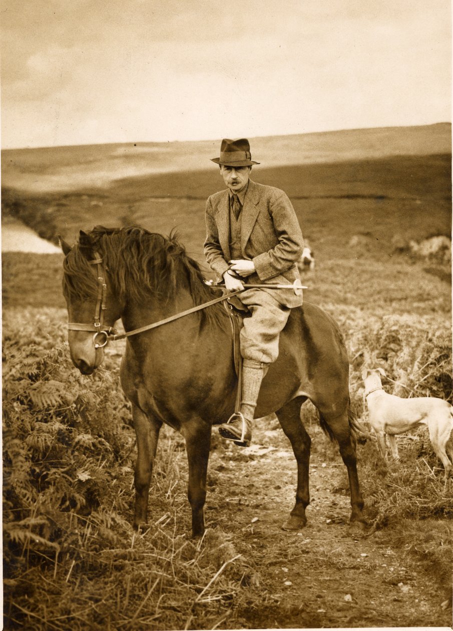10. vévoda z Devonshire na koni na Bolton Moor, konec 40. let (sépiová fotografie) od William M. Timlin