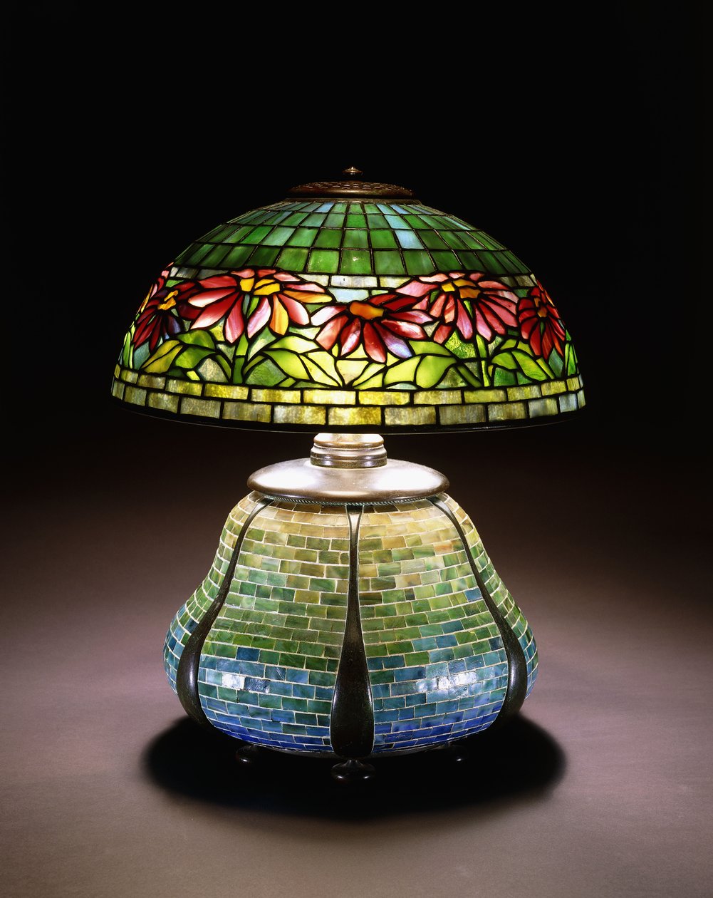 Stolní lampa z olovnatého skla "Poinsettia", c. 1902-1932 od Unbekannt