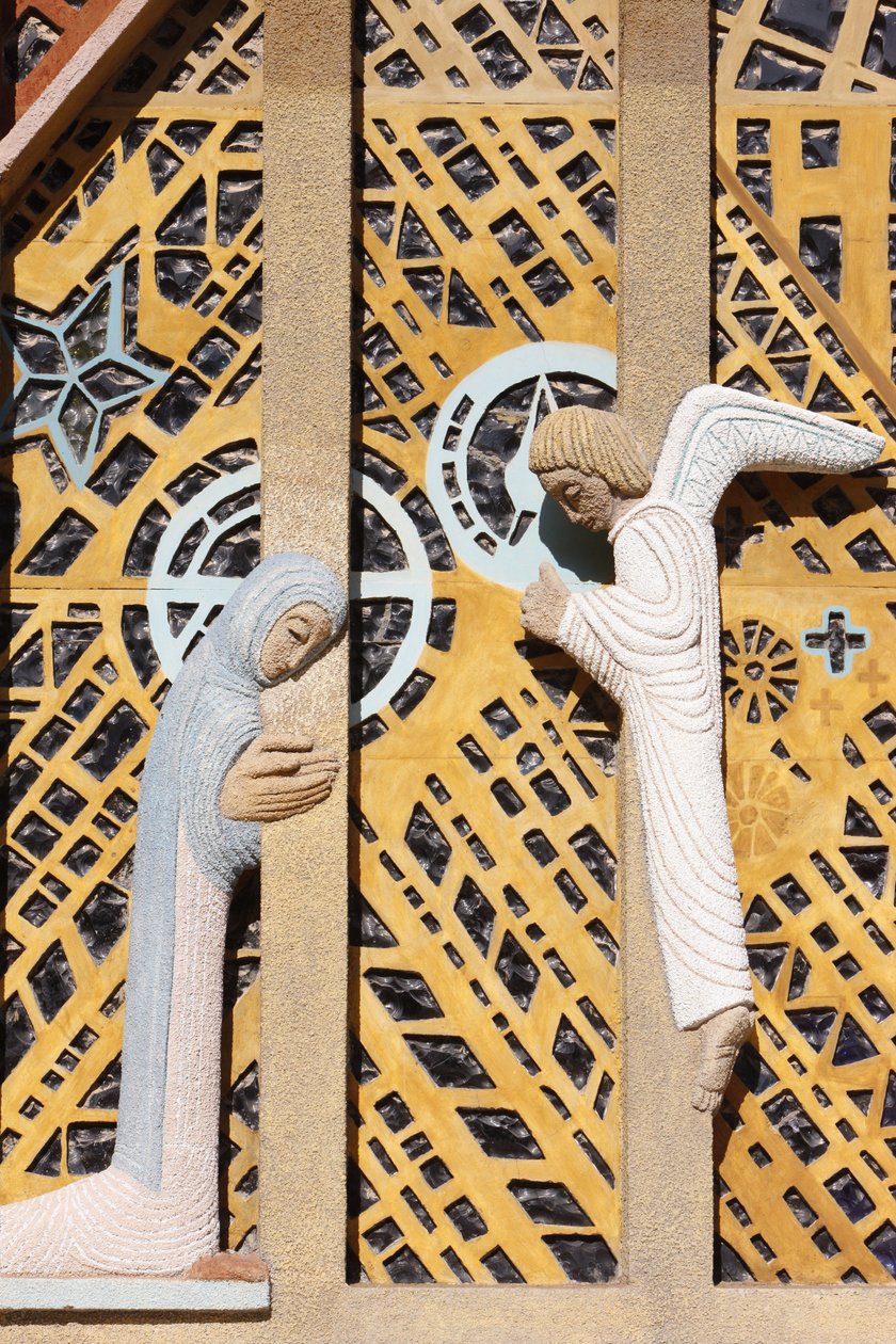 Socha Zvěstování v kostele Notre-Dame de Consolation navržená Raymondem Vaillantem, Hyeres, Francie od Unbekannt