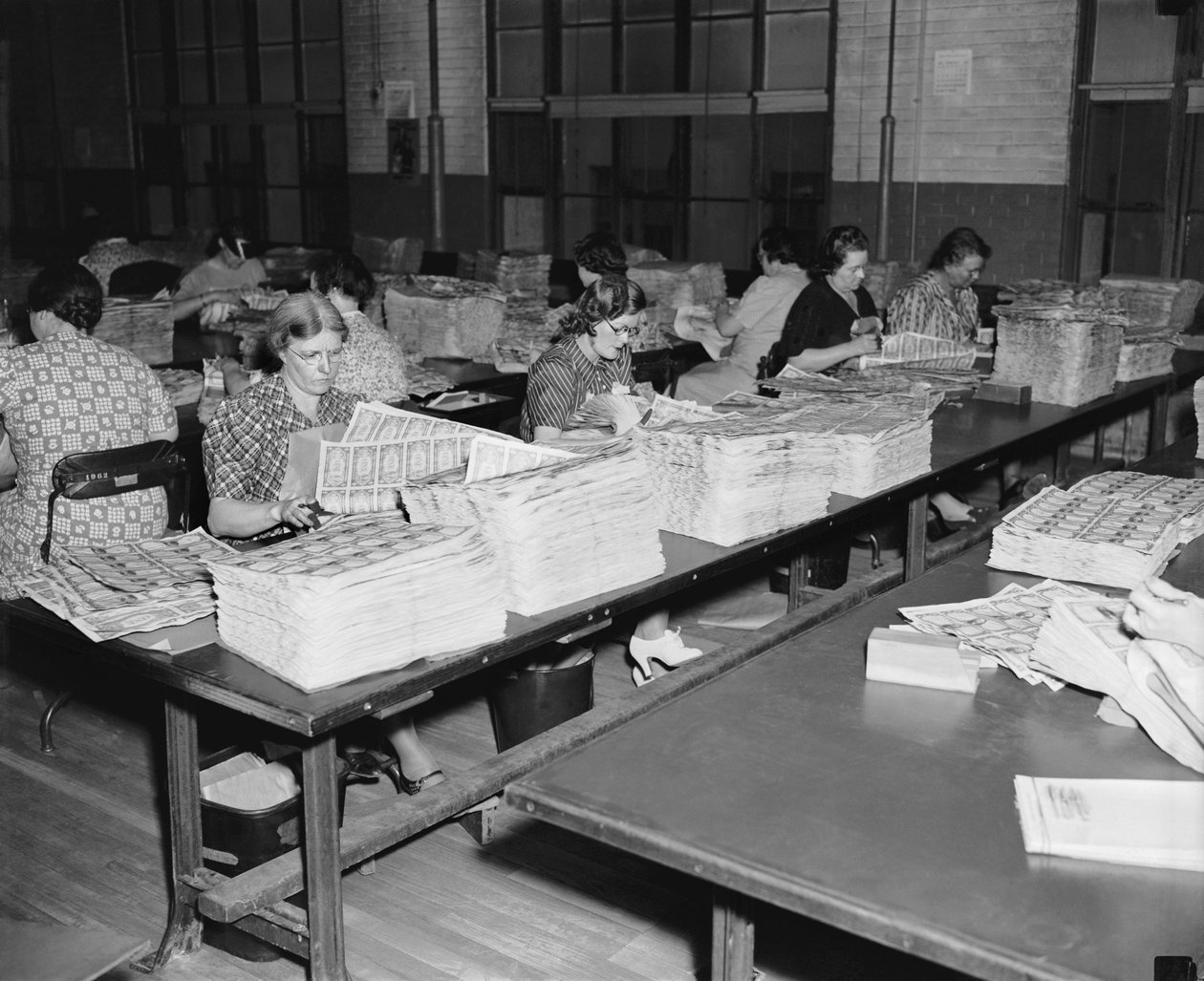 Bureau Of Grave Workers (čb foto) od Unbekannt