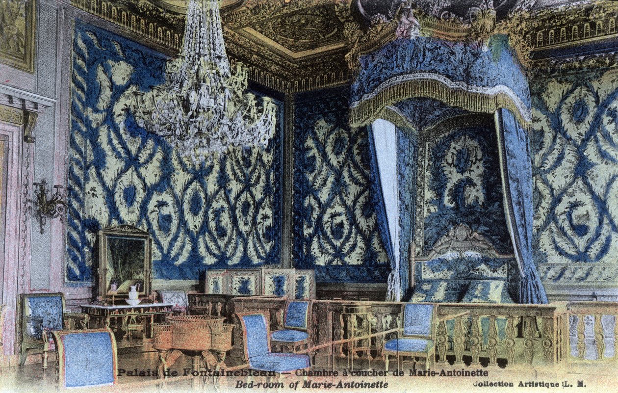 Chateau de Fontainebleau: ložnice královny Marie Antoinetty (1755-1793) - pohlednice konec 19.-20. od William M. Timlin