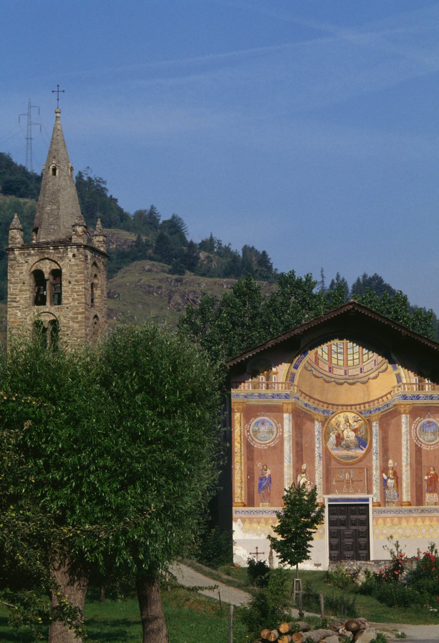 Kostel St Leger s pozdně renesanční zvonicí, Aymavilles, Aosta Valley, Itálie od William M. Timlin