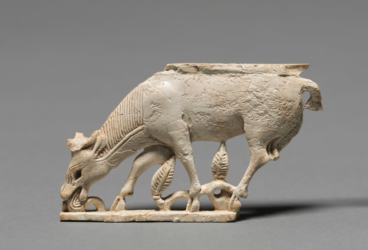Dekorativní plaketa: Browsing Stag, 900-800 BC od Unbekannt