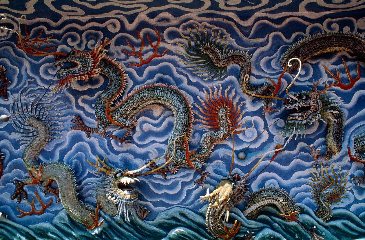 Dragons, Haw Par Villa (Tiger Balm Garden), zábavní park založený na čínské mytologii a legendách, Singapur, Singapurská republika od Benjamin Baud