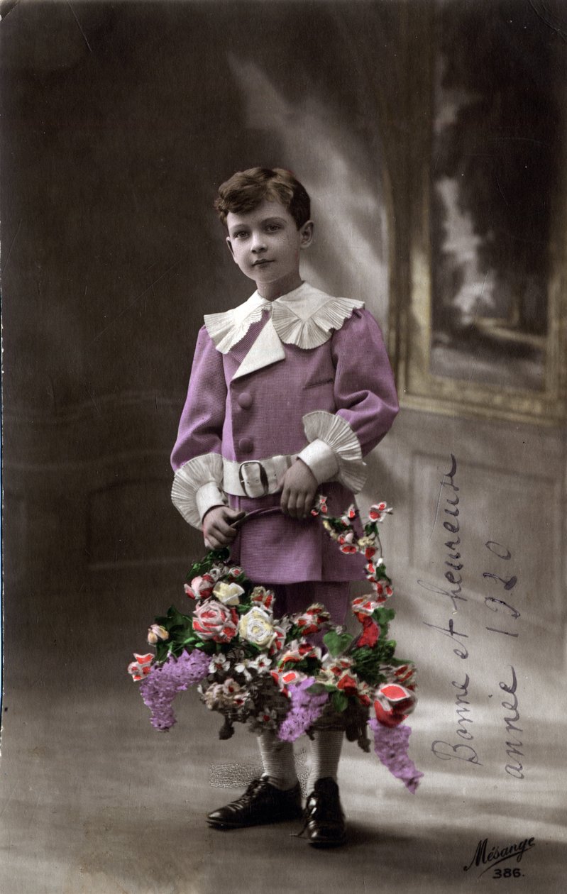 Šťastný nový rok blahopřání: Dítě drží košík květin – pohlednice z roku 1920 od Unbekannt