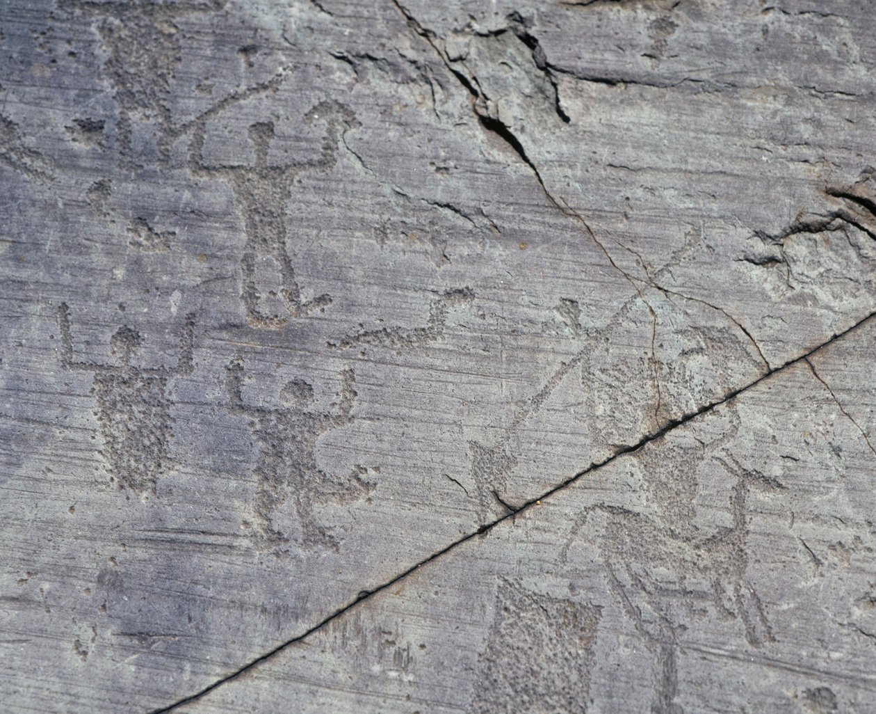 Itálie, Lombardie, Valcamonica, Detail skalních kreseb v národním parku Naquane od Benjamin Baud