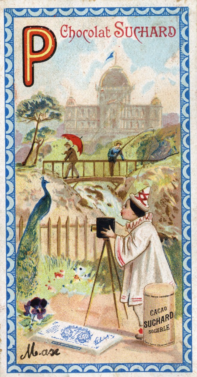 Písmeno P: palác, pavilon, deštník, fotograf, most, rybaření, páv, pensee. Rytina abecedy v úpravě Chocolat Suchard, počátek 20. století. 24 chromolitografií znázorňujících místa, postavy a předměty, které mají být objeveny od Unbekannt