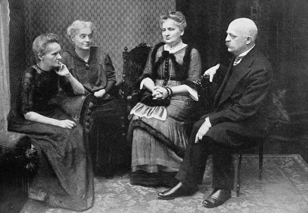 Marie Curie s bratrem a sestrami od Unbekannter Künstler