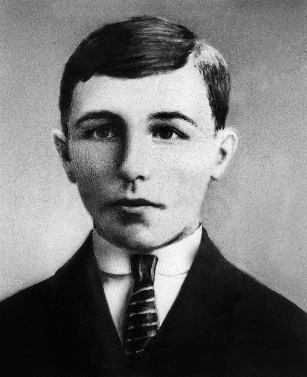 Philippe Daudet (1909-1923), syn royalistického zástupce Leona Daudeta, Philippe Daudet byl nalezen mrtvý 24. listopadu od Unbekannt