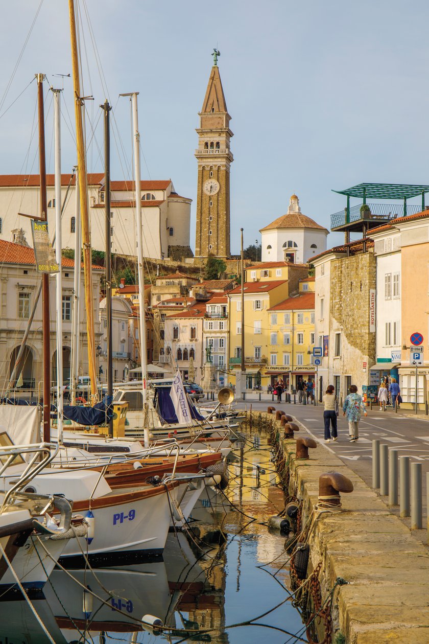 Piran, Primorska, Slovinsko., 2018 (foto) od Unbekannter Künstler
