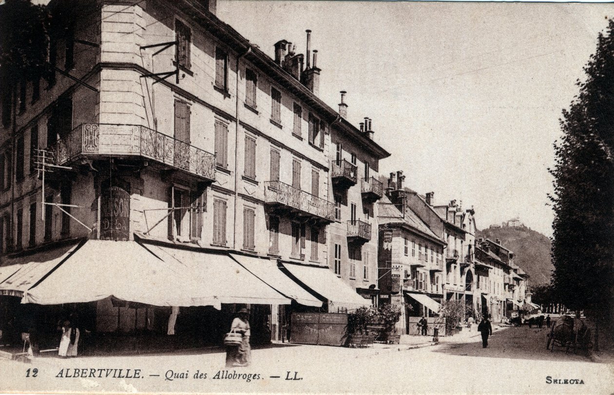 Rhone Alpes, Savoie (73), Albertville: pohled na Quai des Allobroges - pohlednice konec 19.-20. od William M. Timlin