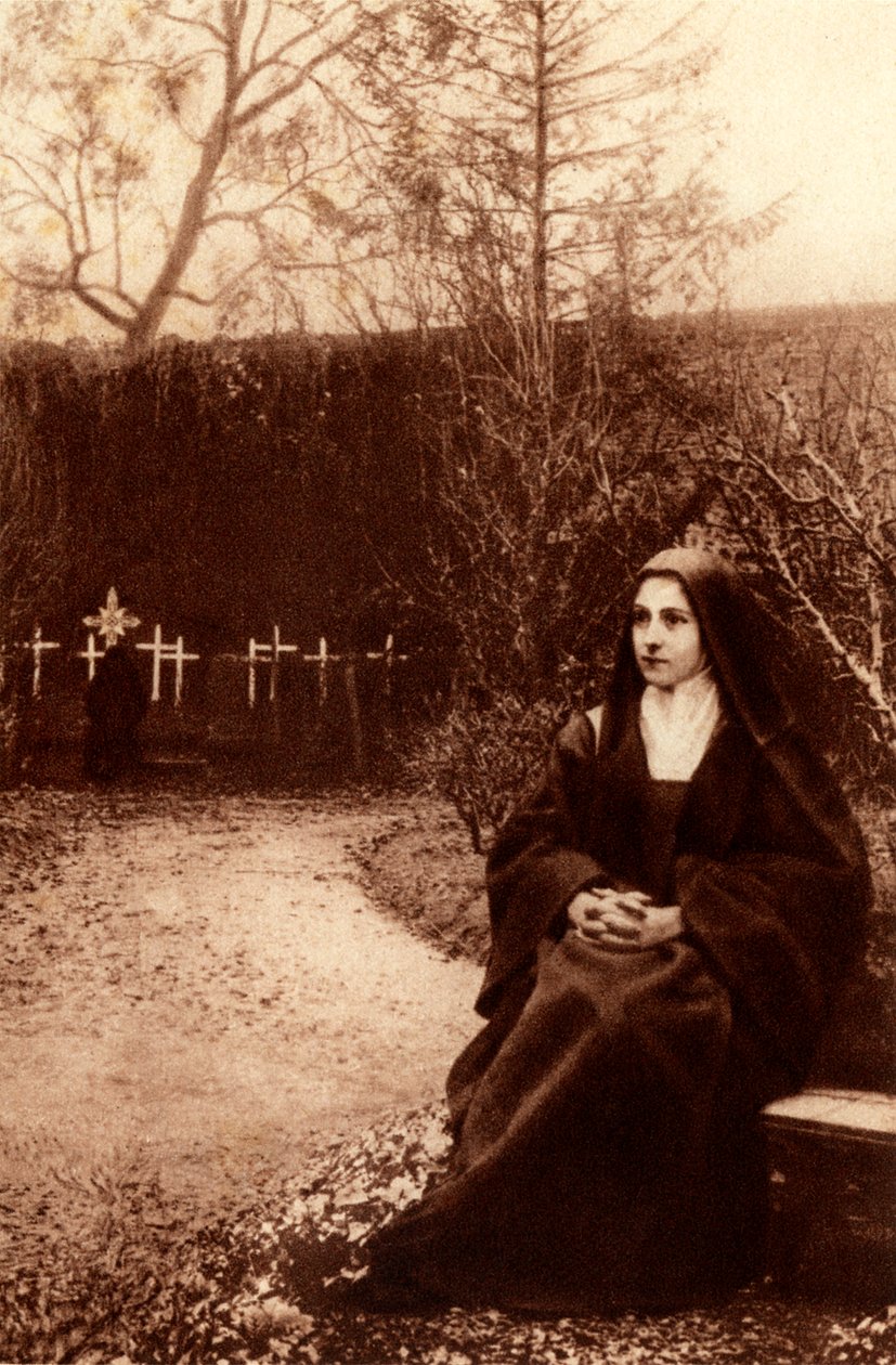 Svatá Terezie od Dítěte Ježíše meditovala v zahradách kláštera Lisieux. 1948 (tisk fotografií) od Unbekannter Künstler