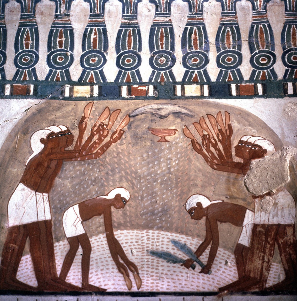 Scéna ničení pšenice, hrobka Nakhta, místnost hrobky šlechticů. Vallee des Nobles. Webové stránky Luxoru, Egypt. od Leopold Blonder