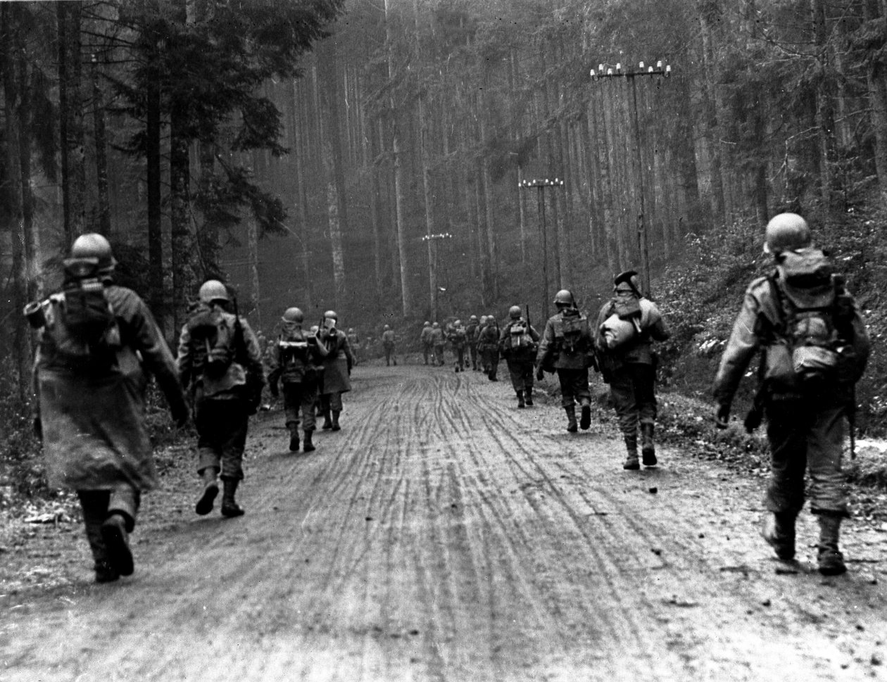 Druhá světová válka (1939-1945) – Druhá světová válka (2. světová válka nebo 2. světová válka): Nedaleko Raon-l