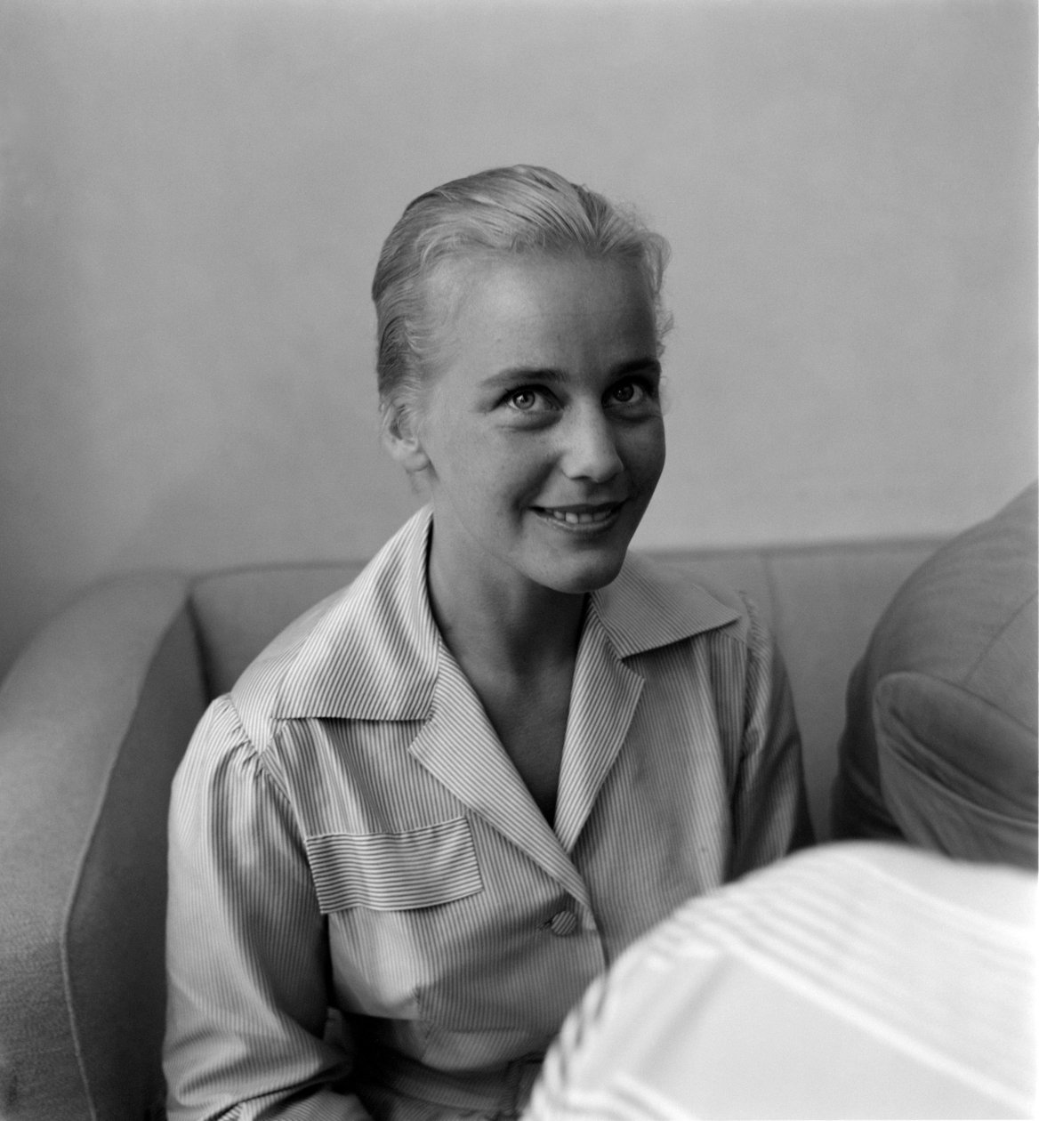 Herečka MARIA SCHELLOVÁ NA XVII. MEZINÁRODNÍM FILMOVÉM FESTIVALU V BENÁTKÁCH LIDO - 1956 od Unbekannt
