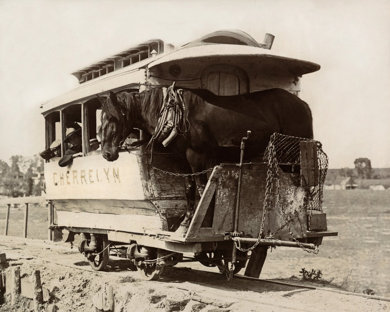 Cherrelyn Horse Car, Denver, Colorado, cca 1890 (černobílá fotografie) od Nicolas Liez
