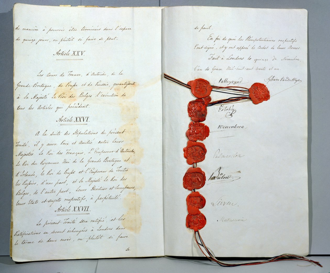 Smlouva o založení Belgie jako suverénního státu, podepsaná 15. listopadu 1831 na londýnské konferenci (pero, inkoust a vosk na papíře) od Unbekannt
