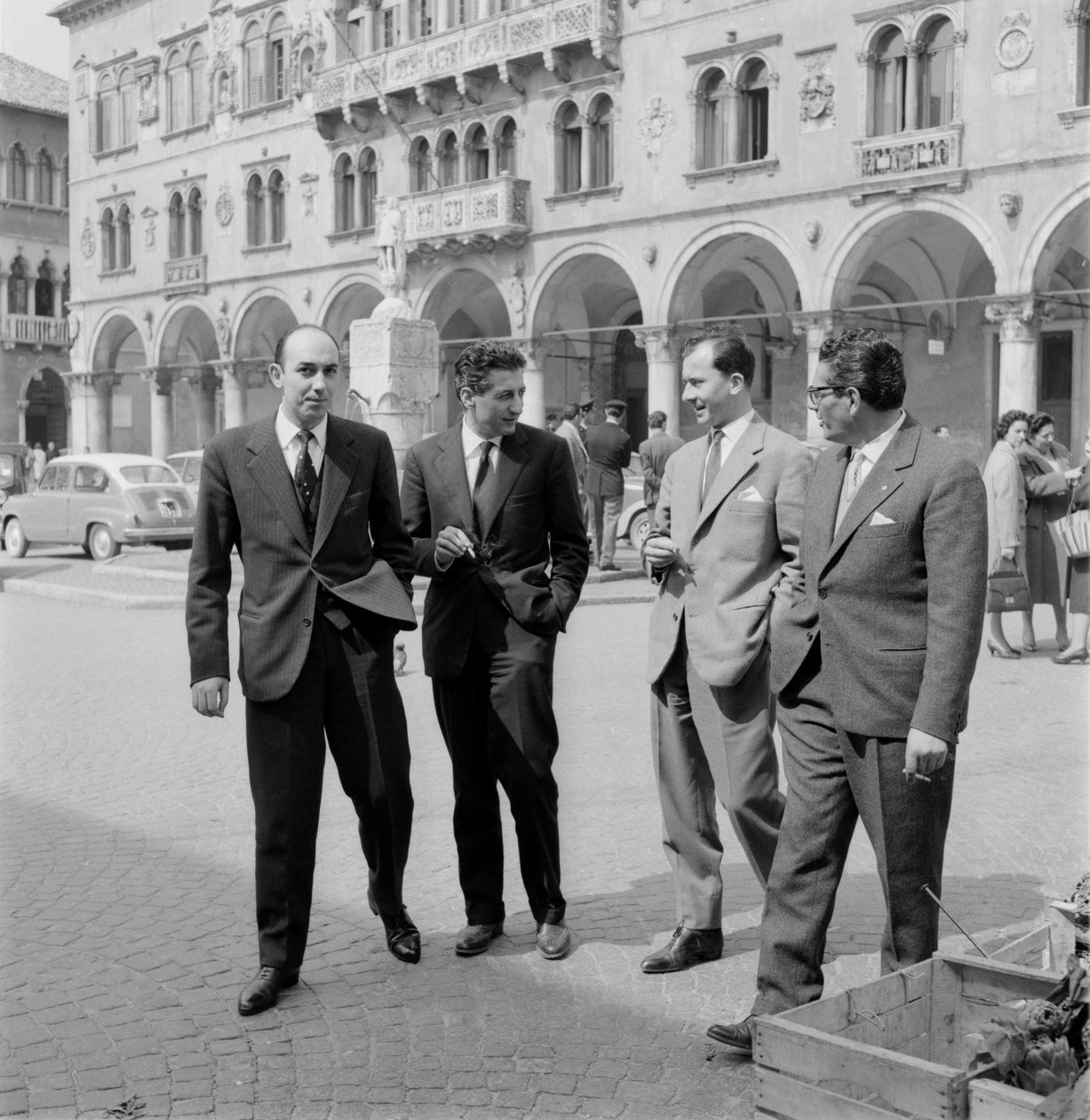 Různá fakta: VRAŽDY V ALLEGHE (BELLUNO): DINO CONTI, SERGIO SAVIANE, AVV. MASSENZ CAMPEIS, PRÁVNÍK GASPERIN - 1960 od Unbekannt