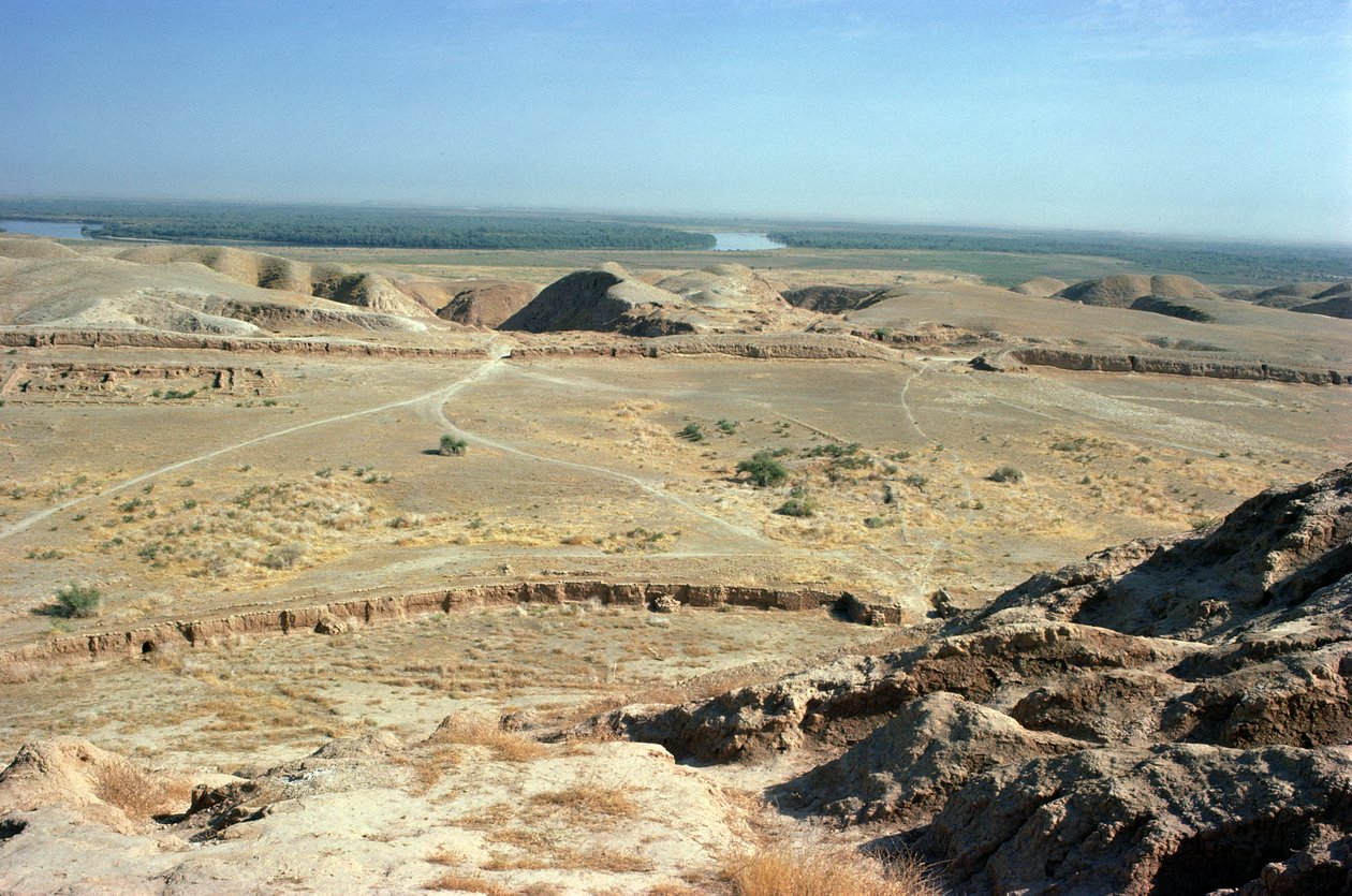 Pohled na zikkurat, postavený elaminským králem Untash-Galem (1265-46 př.nl) (foto) od Unbekannt