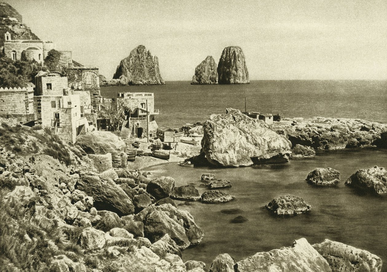 Pohled na faraglioni z ostrova Capri do Marina Piccola od Unbekannt