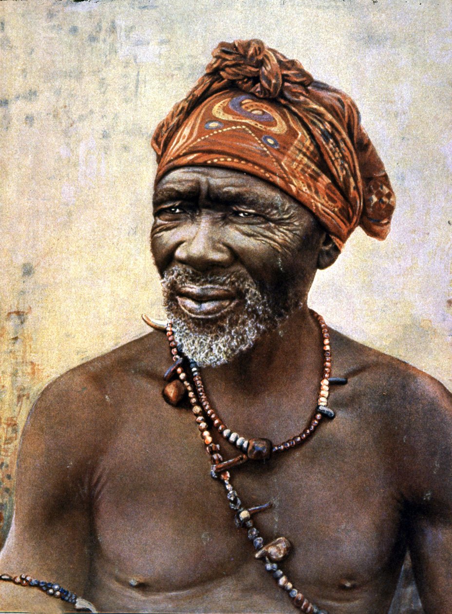 portrét zuluského lékaře, konec 19. století (fototisk) od Unbekannter Künstler