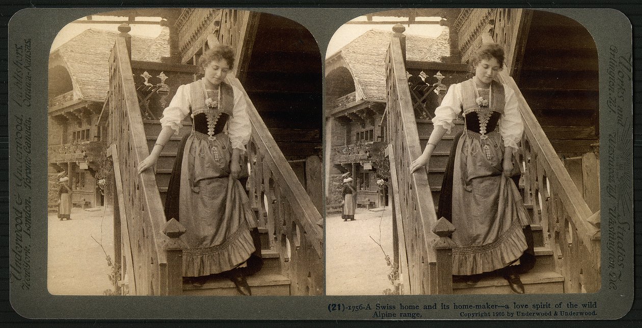 Stereoskopická karta zobrazující mladou Švýcarku v tradičním kroji, cca 1900 (sépiová fotografie) (viz také 473238) od Underwood and Underwood