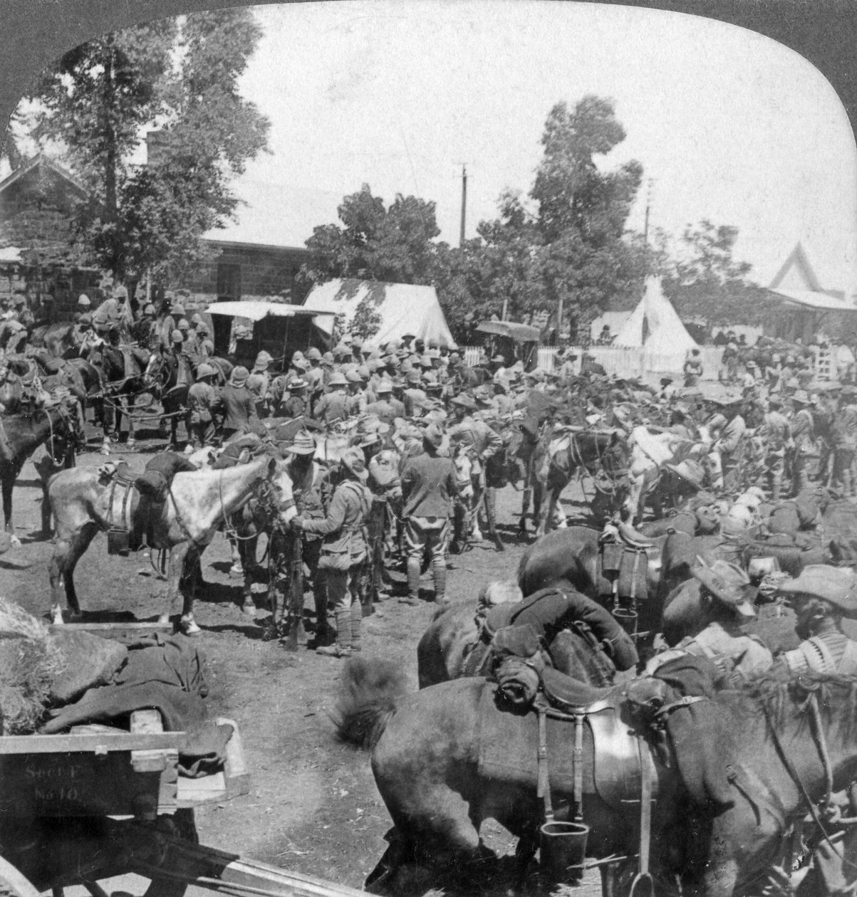 Příjezd generála Cronje k řece Modder jako válečný zajatec, Jižní Afrika, Búrská válka, 1901 od Underwood and Underwood