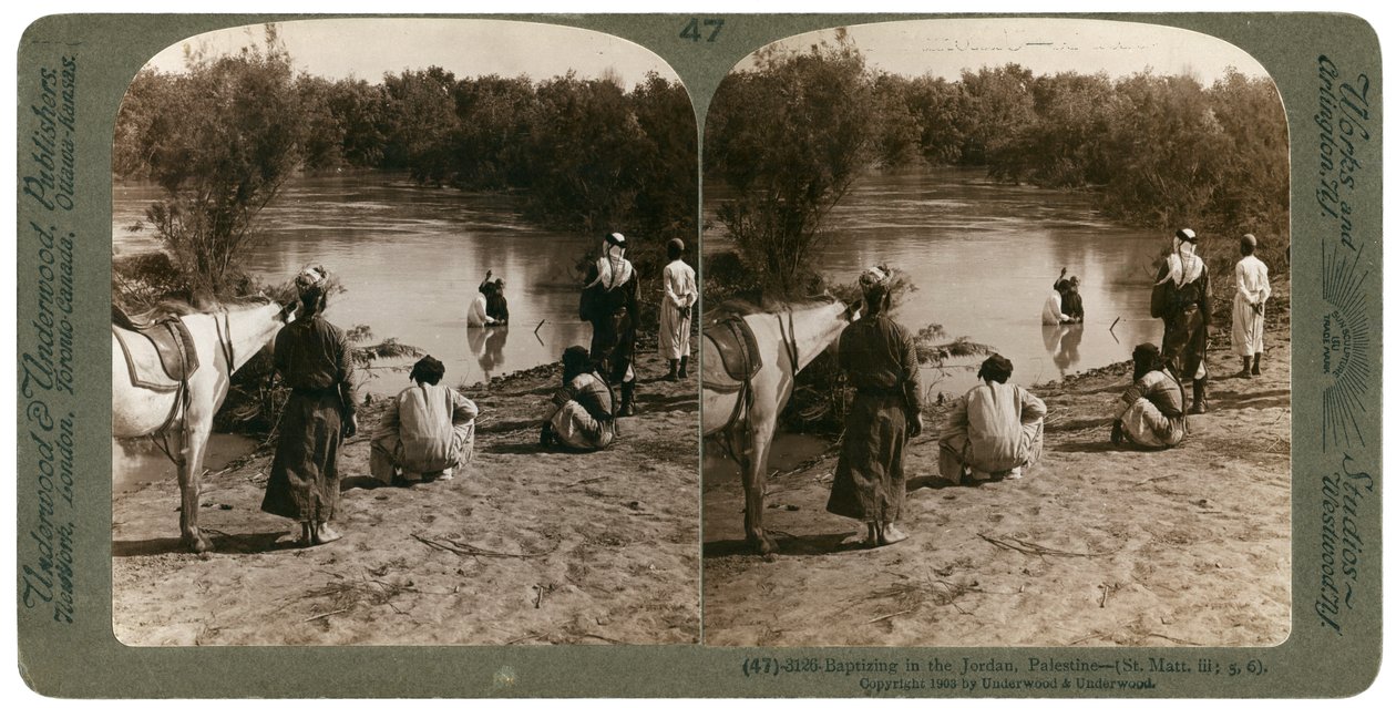 Křest v řece Jordán, Palestina, 1903. od Underwood and Underwood