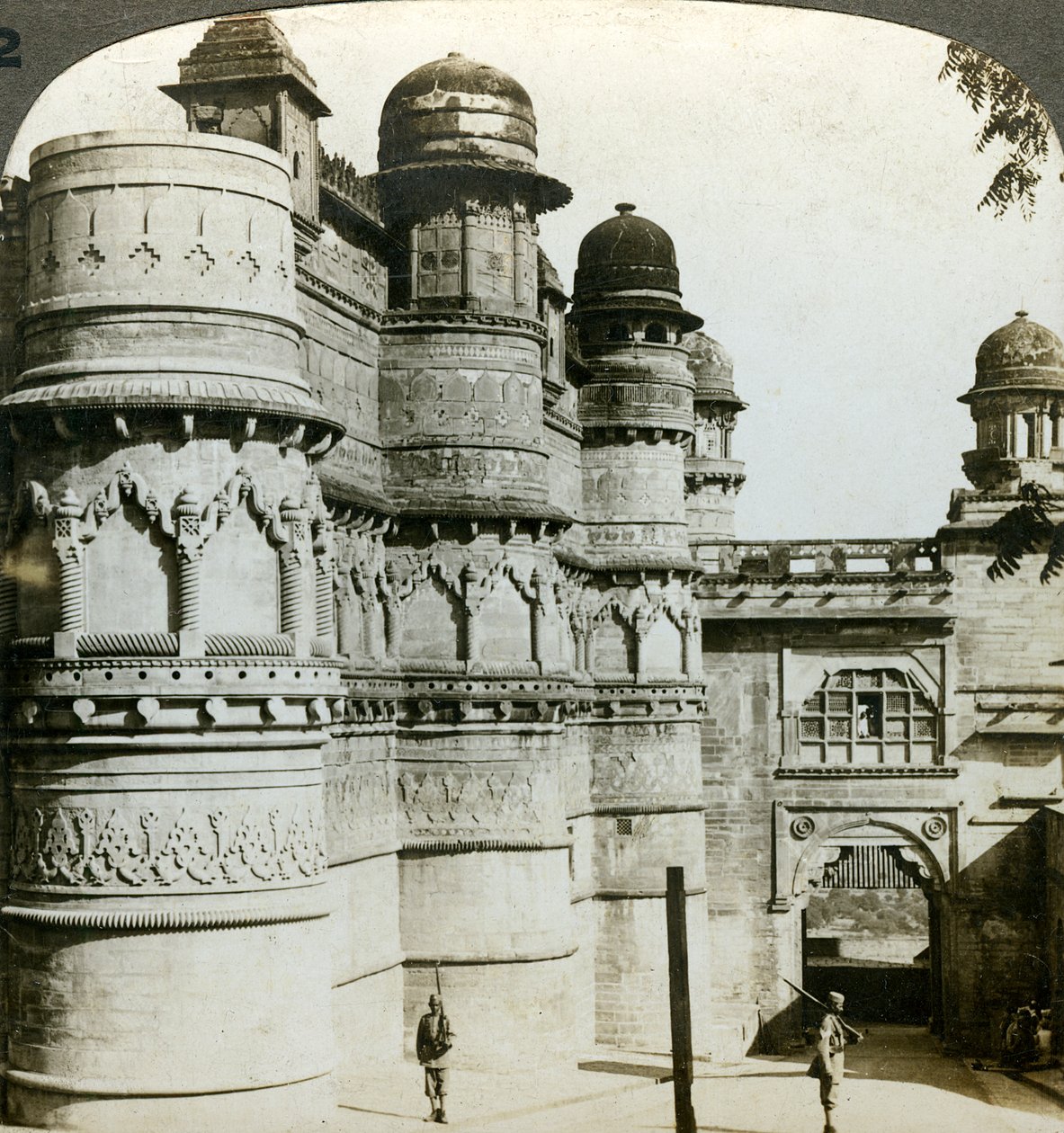 Man Singh Palace, Gwalior, Madhya Pradesh, Indie, c 1900. od Underwood and Underwood
