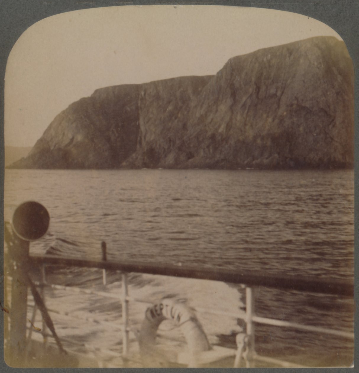North Cape - ze západu - země půlnočního slunce...Severní Norsko, 1902. od Underwood and Underwood