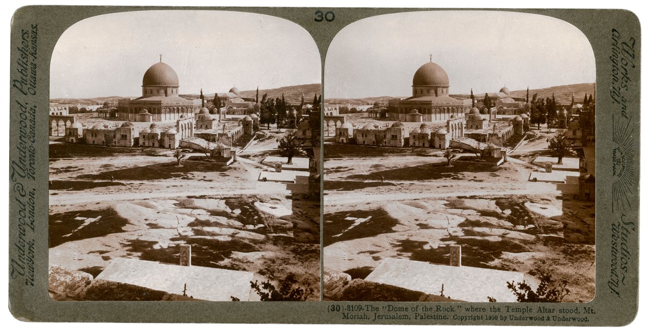 Skalní dóm, kde stál chrám Alter, hora Moriah, Jeruzalém, Palestina, 1900. od Underwood and Underwood