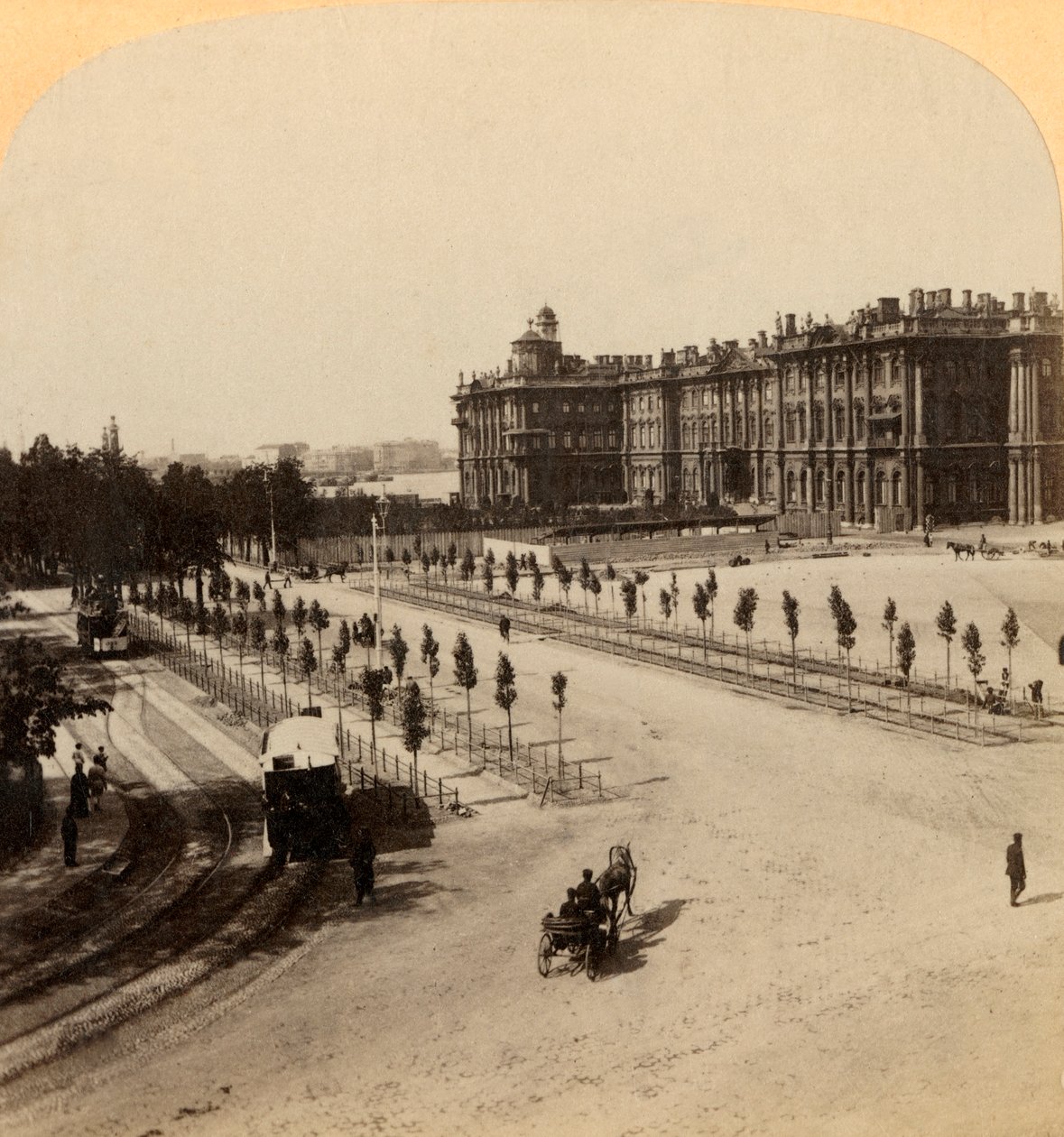 Císařský zimní palác z Něvského prospektu, Petrohrad, Rusko, 1897. od Underwood and Underwood