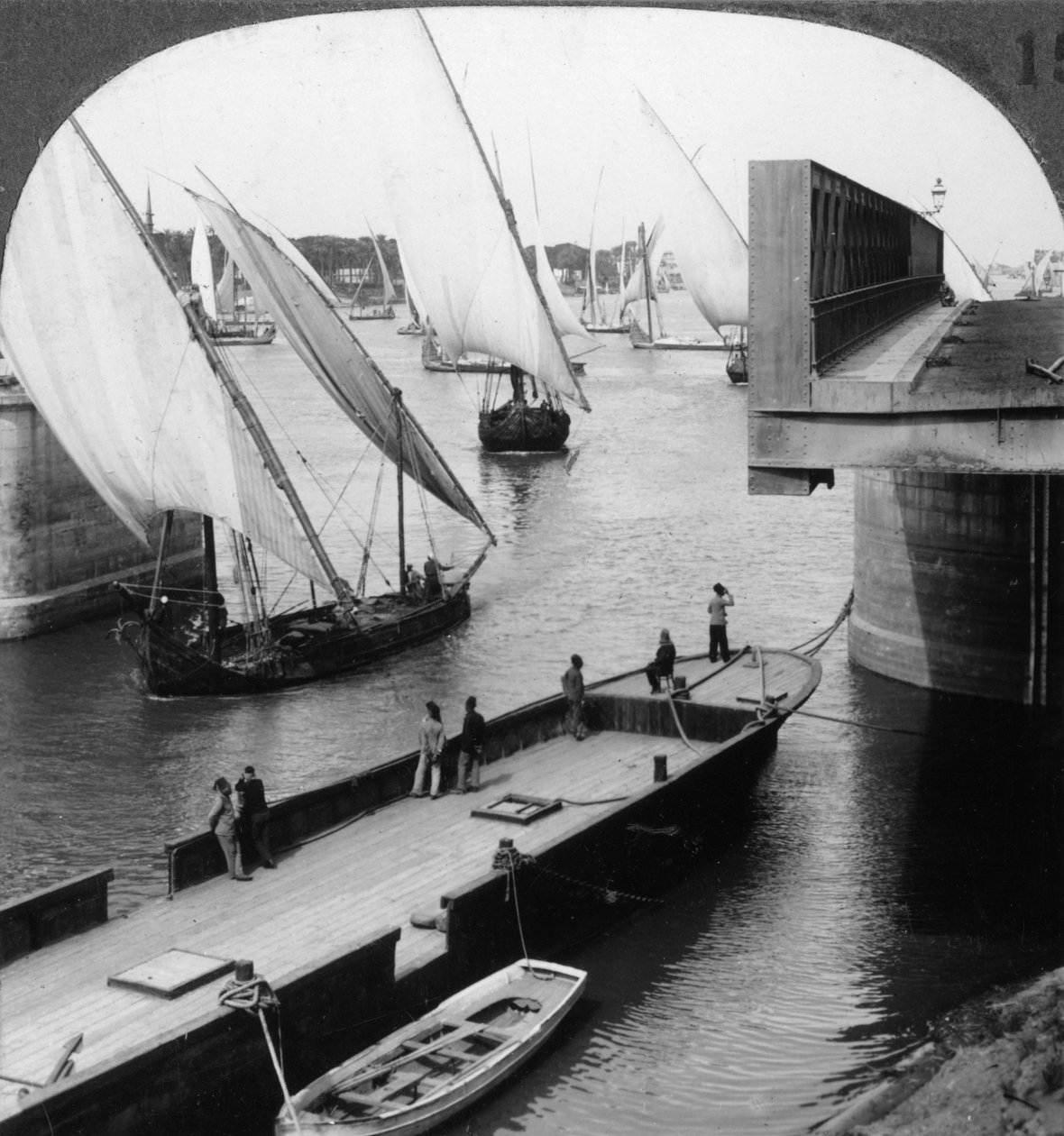 Velký most na Nilu, Káhira, Egypt, 1905. od Underwood and Underwood