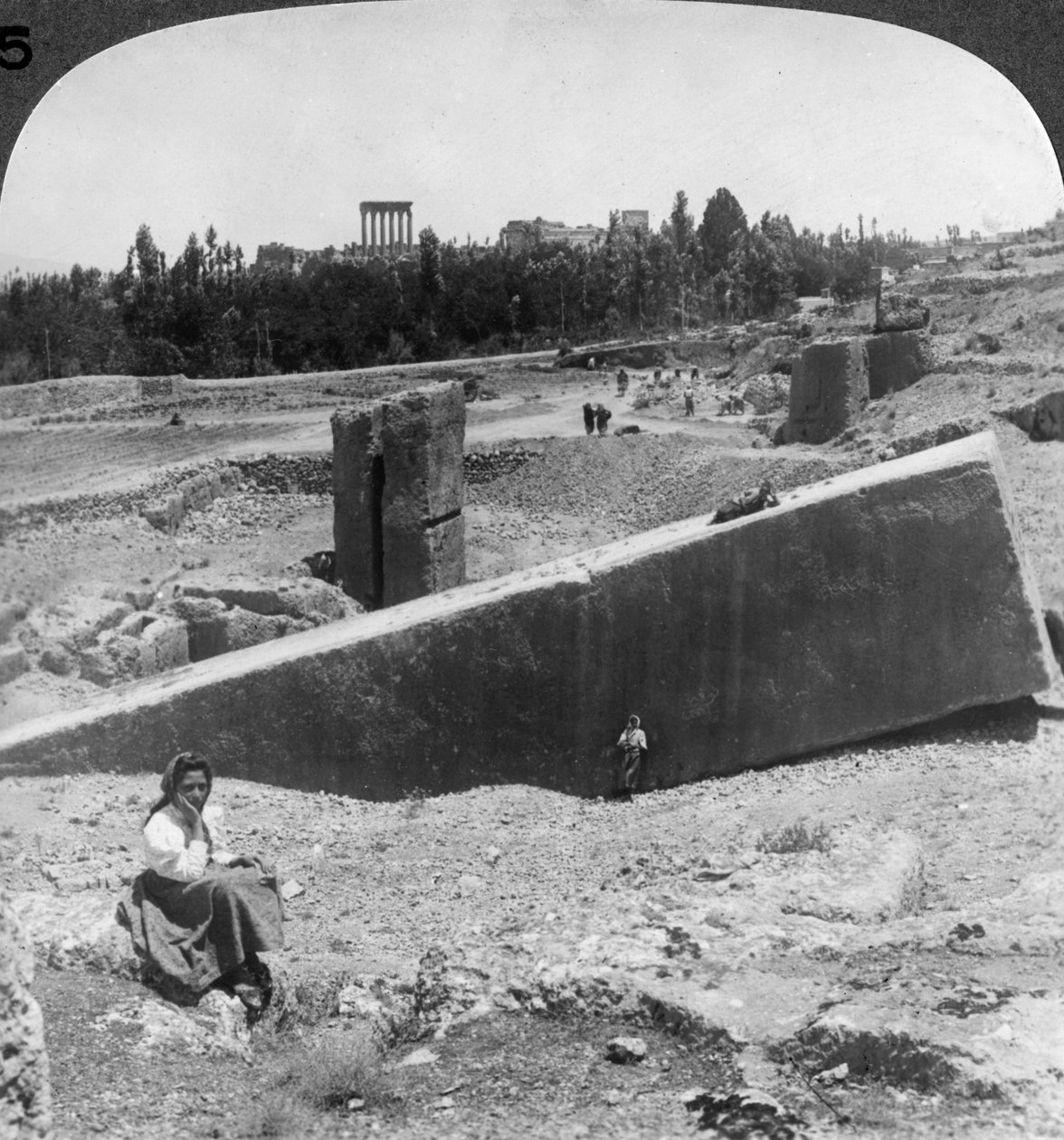 Ruiny Baalbek Balabakk, Sýrie, 1900. od Underwood and Underwood