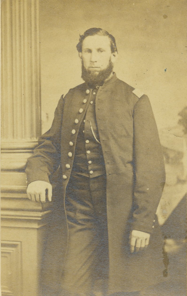 Poloviční portrét muže v uniformě od Unknown