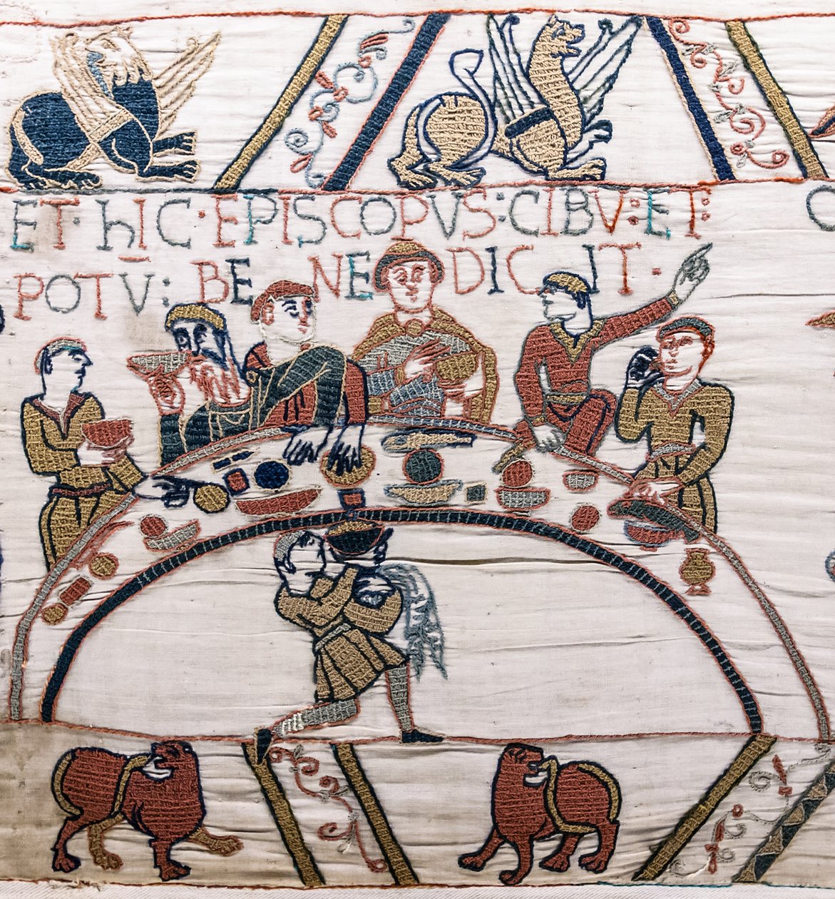 Biskup Odo žehná jídlu a vínu, tapisérie z Bayeux (vlněná výšivka na plátně) od Unknown artist