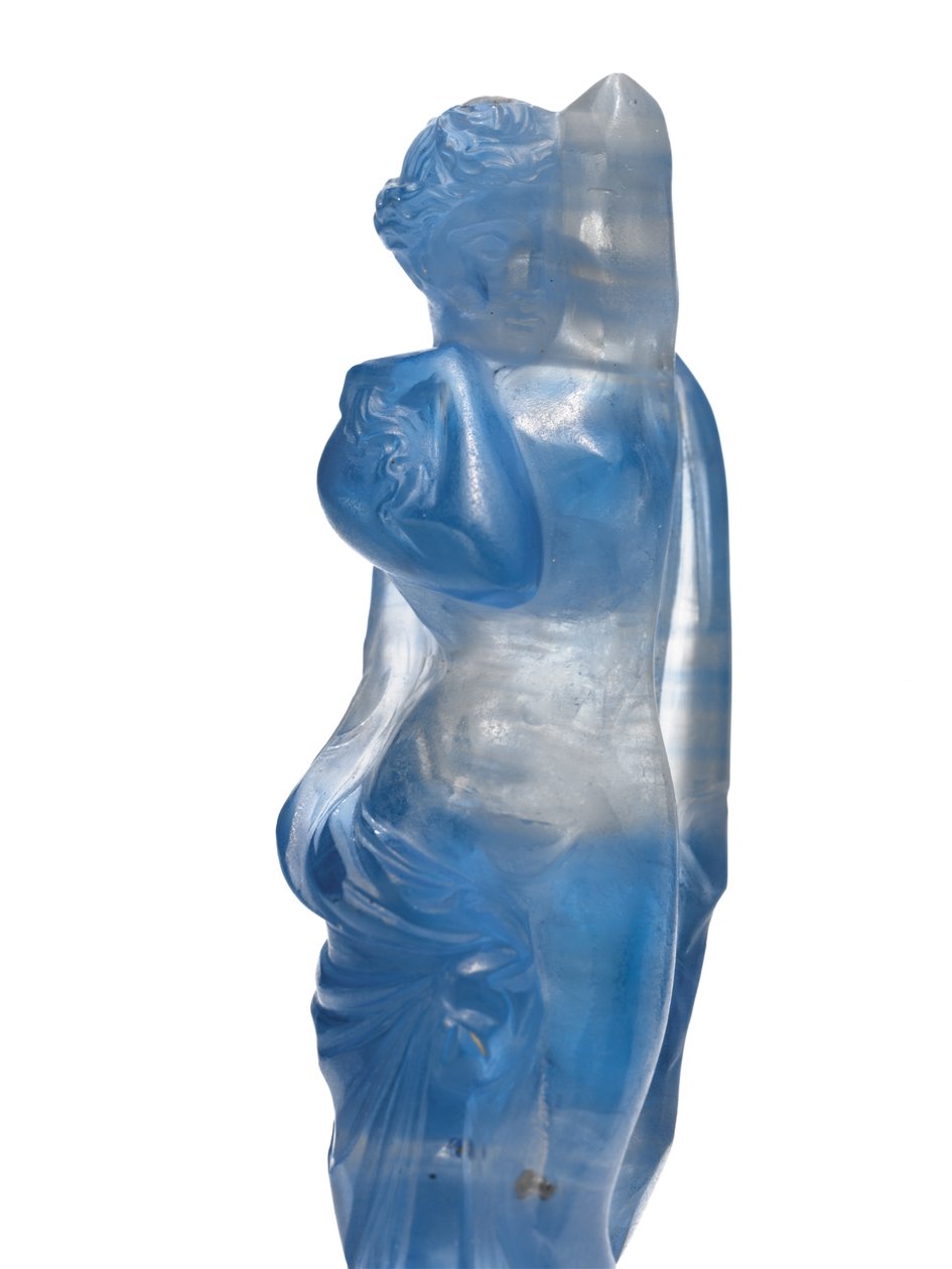 Socha „Modrá Venuše“, cca polovina 19. století (safír, spinel a diamanty) od Unknown artist