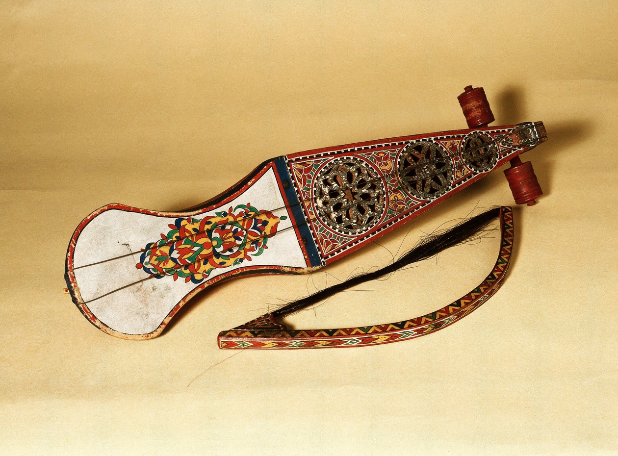 Strunný nástroj; rabab (rubab, robab, rebab, rubob, rawap). Pochází ze severní Afriky od Unknown artist
