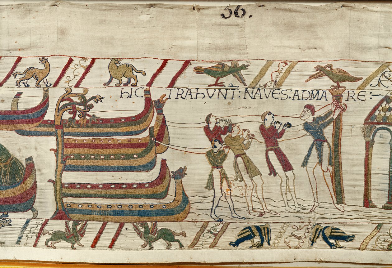 Normané táhnou své lodě k moři, Bayeux Tapestry (vlněná výšivka na plátně) od Unknown artist