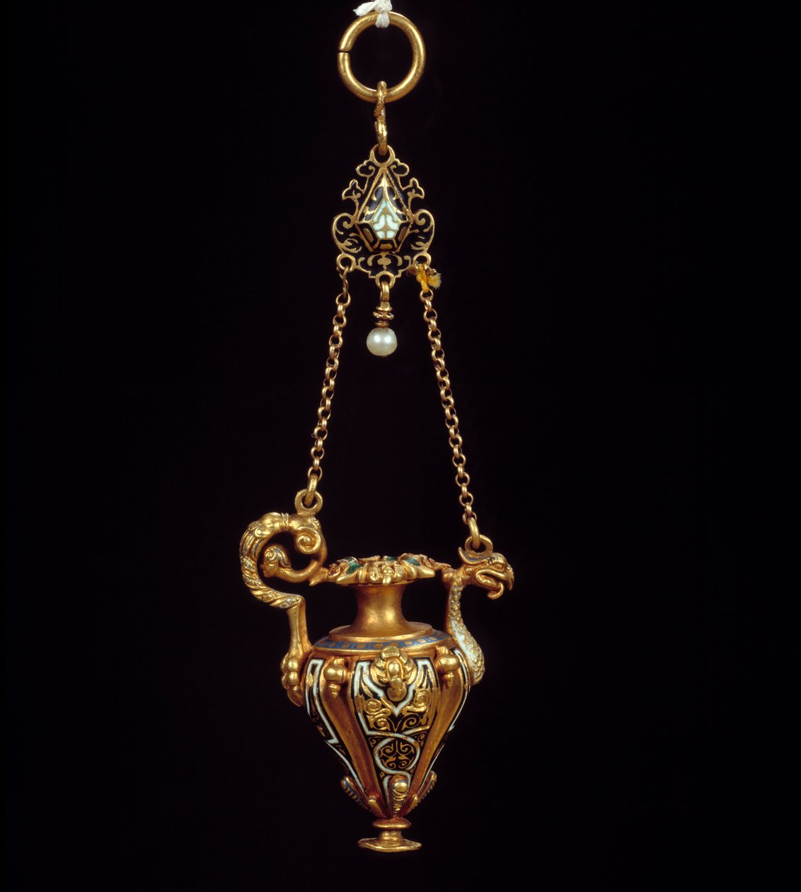Zlatý smaltovaný přívěsek ve tvaru urny. 1560 Paříž, Musee du Louvre od Unknown artist