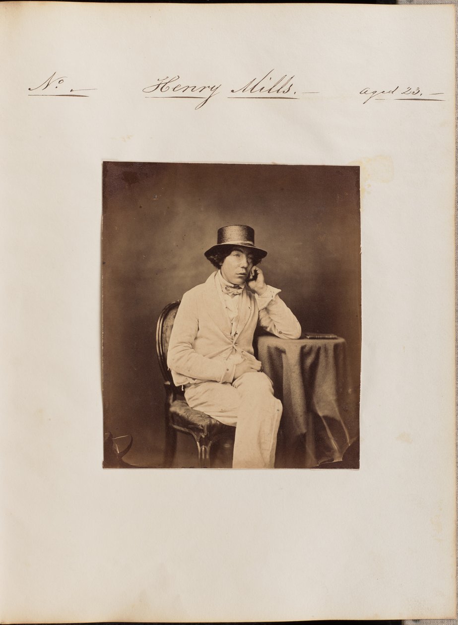 Henry Mills od Unknown artist