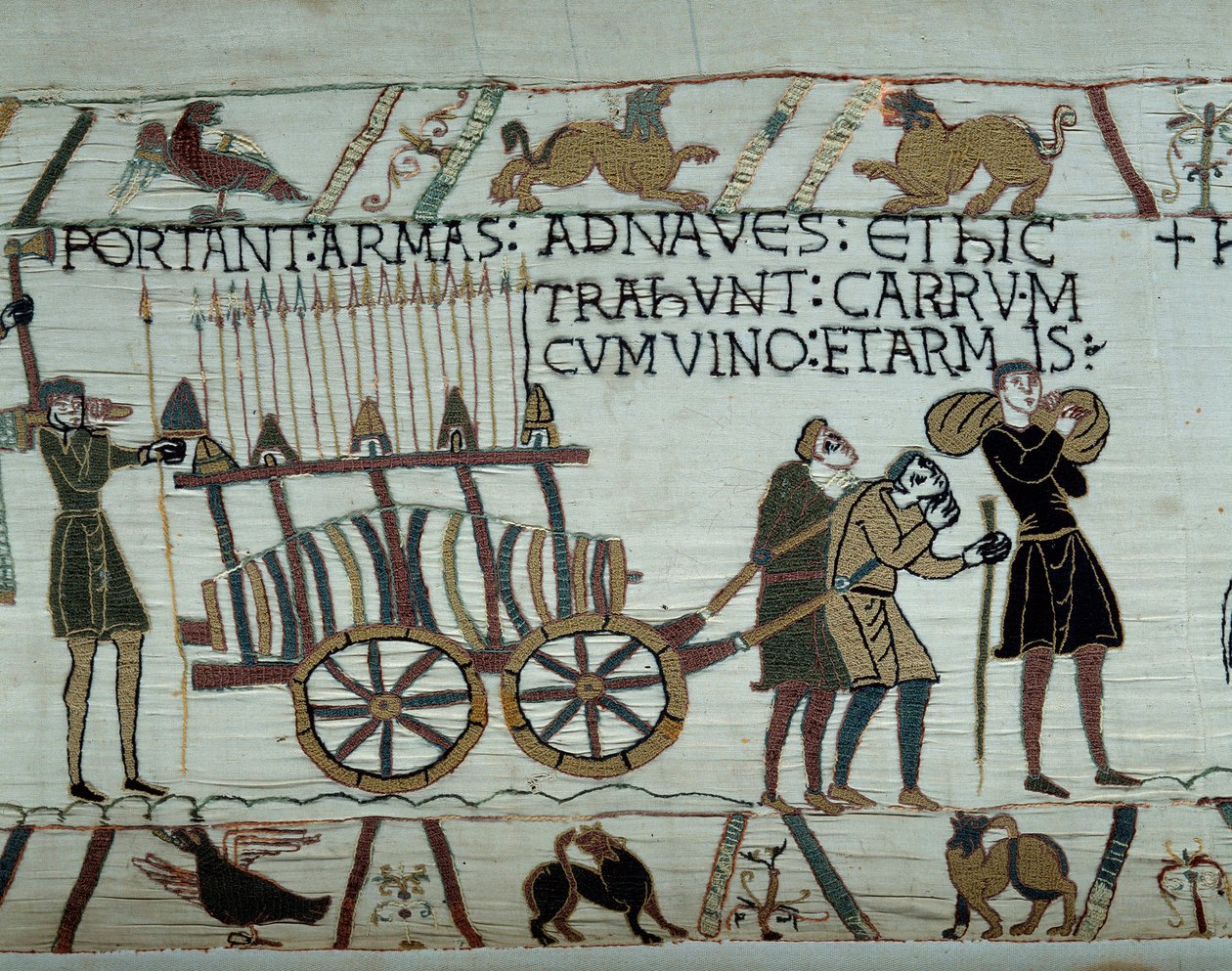 Zbraně a víno přinášejí na lodě během tankování pro dobytí Anglie flotily Viléma Dobyvatele (1027-1087) v roce 1066 Detail tapiserie z Bayeux nebo výšivky královny Mathildy od Unknown artist