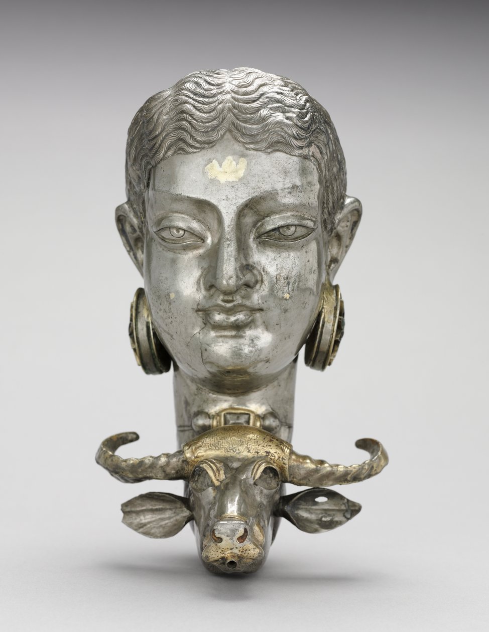 Žena a vodní buvol Rhyton od Unknown artist
