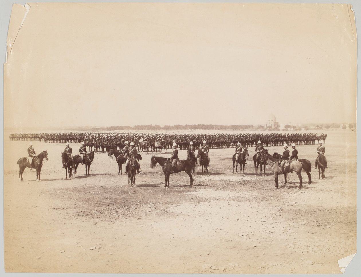 Vytvořili se 19. královští husaři (vlastní královna Alexandra). od Unknown photographer