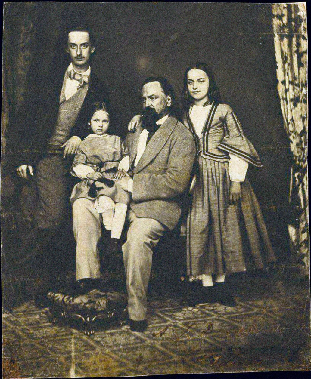 Alexandre Herzen (1812-1870) - Alexander Herzen se svými dětmi po smrti své manželky Natalie par Anonymous od Unknown photographer