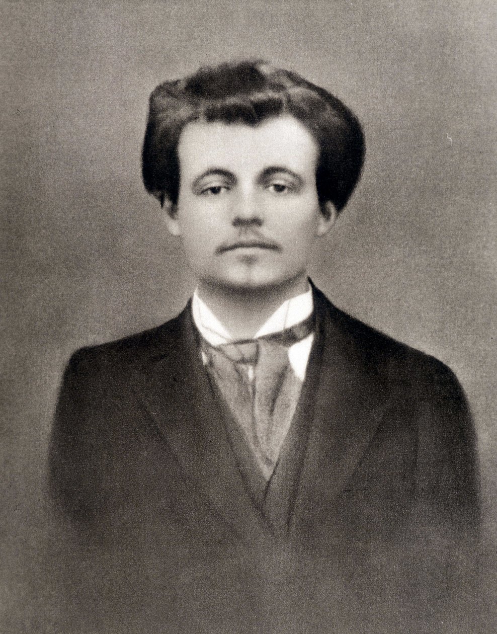 Alfred Jarry, kolem roku 1900 (čb fotografie) od Unknown photographer