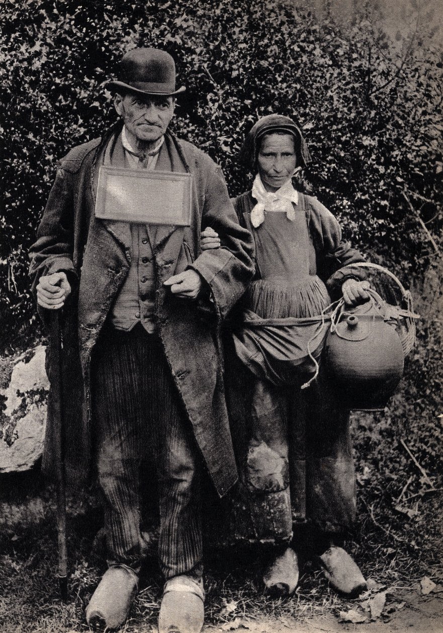 Pár bretaňských žebráků. Fotografie, konec 19. století, Paříž. Coll. Selva. od Unknown photographer